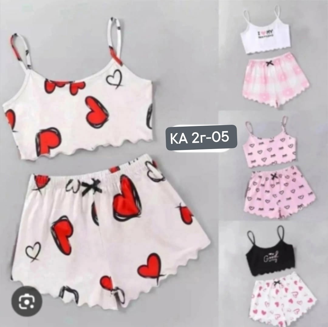 пижама женская с шортами с сердечками,домашняя одежда пижама,атласный пижамный комплект с принтом сердца, топ на бретельках и шорты,пижама женская,пижама женская топ и шорты арт. 1382227