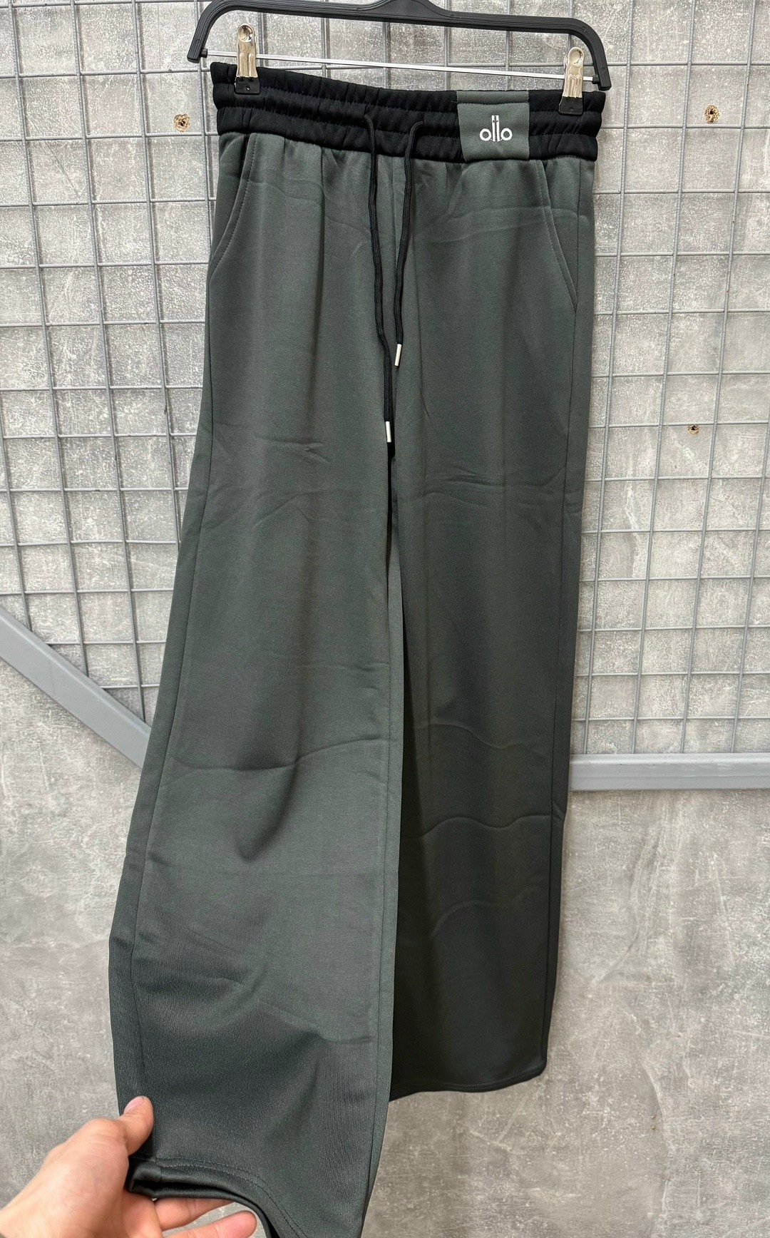 спортивные штаны,брюки штаны,повседневные штаны,широкие штаны,широкие брюки