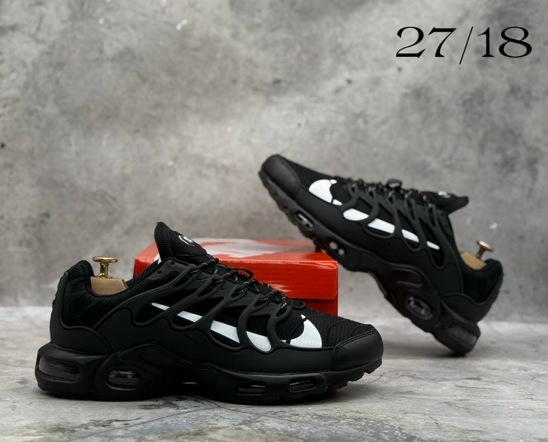 кроссовки nike air max tn plus,кроссовки мужские nike air,кроссовки мужские nike air max plus,мужские кроссовки nike,кроссовки