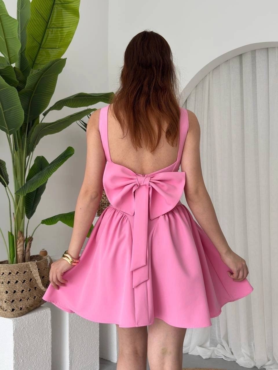 мини платье,платье с квадратным вырезом,платье,розовое платье,платье вечернее