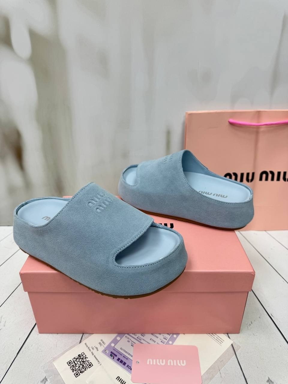 шлепанцы женские,,женские шлепки,шлепанцы miu miu, женская