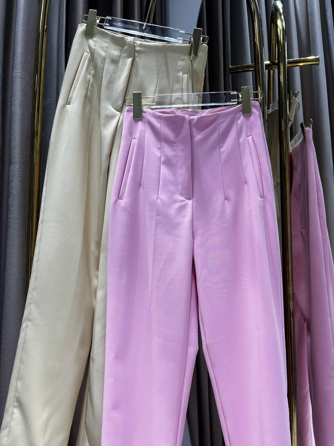 брючный костюм,костюм стильный,кроп топ,модные наряды