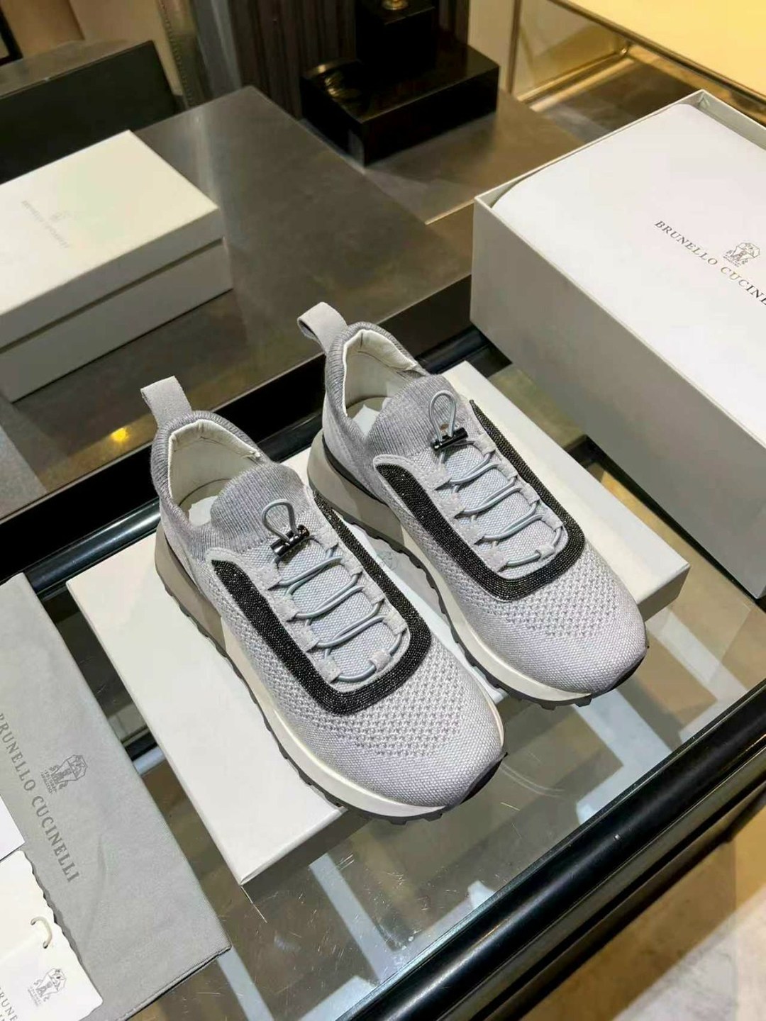 ,комбинированные кроссовки brunello cucinelli,кроссовки brunello cucinelli,кроссовки женские brunello cucinelli,женские кроссовки