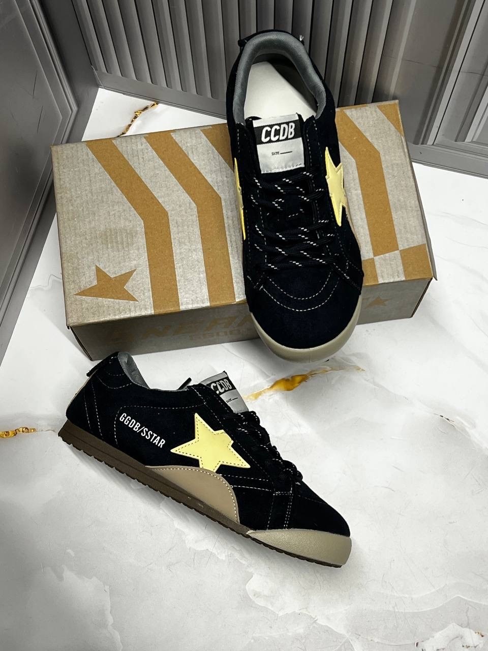 golden goose кроссовки super-star коричневый,коричневые кроссовки ball star golden goose anthracite silver,кеды golden goose,кроссовки super star golden goose deluxe кожа коричневый,мужские замшевые н