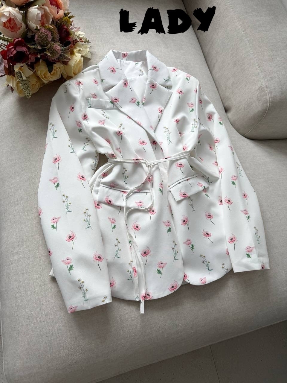 модный женский пиджак с цветочным принтом,элегантный пиджак с цветочным принтом,элегантный длинный женский жакет с цветочным принтом,пиджак оверсайз с цветочным принтом leroy style,пиджак с цветочным