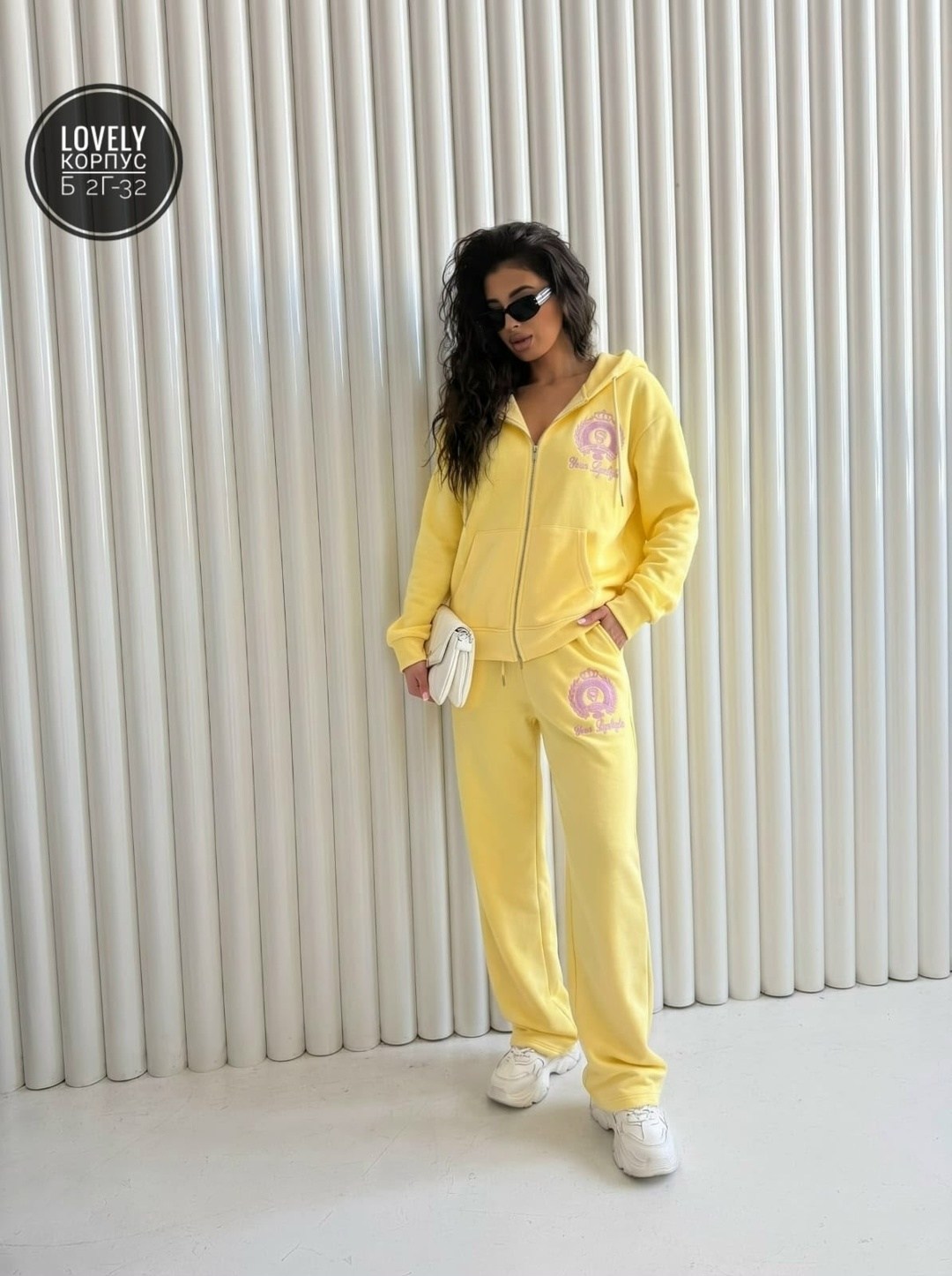 женский спортивный костюм,костюм двойка женский,костюм велюровый,женский костюм,спортивный костюм