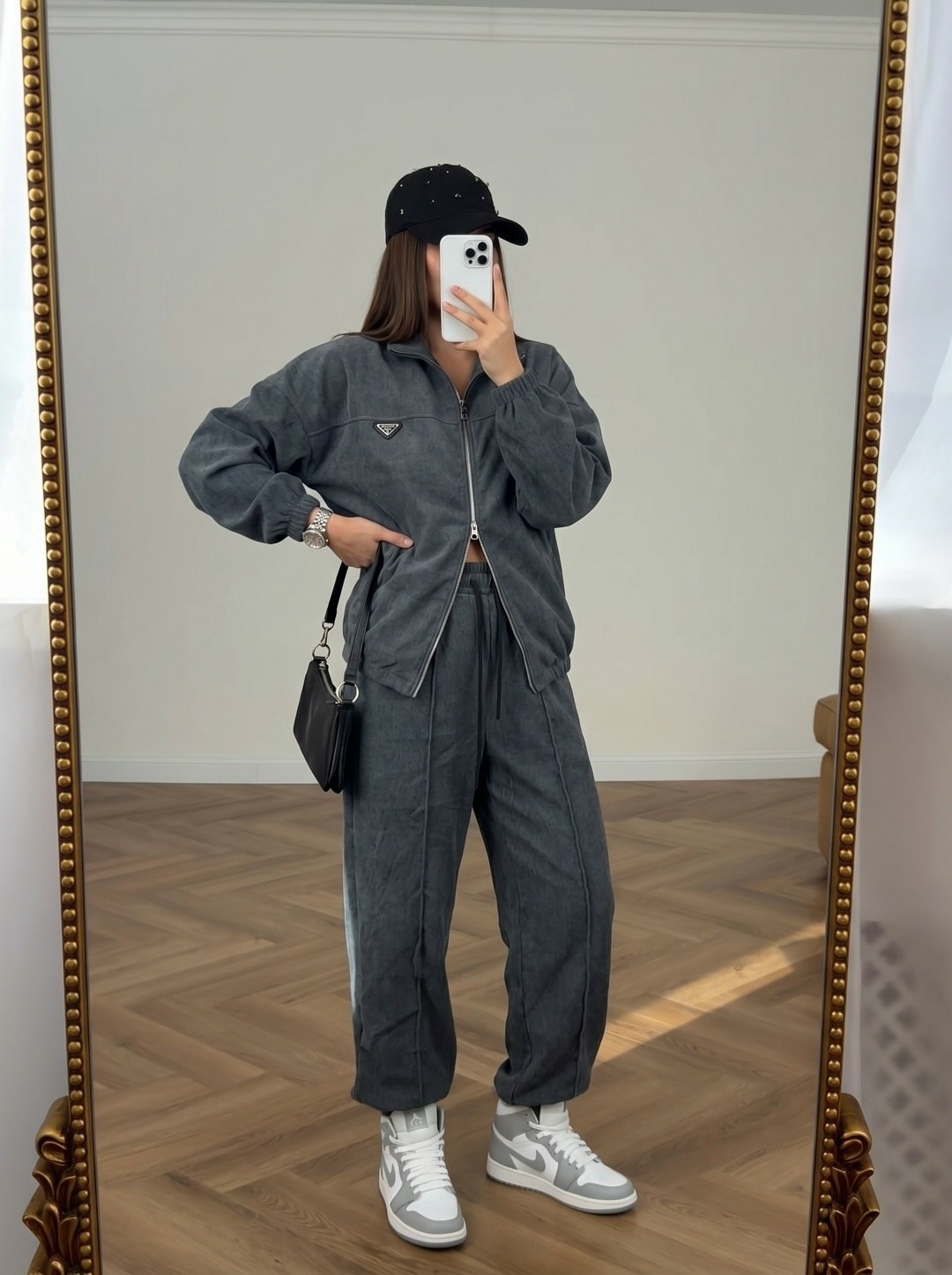 велюровый костюм,велюровый спортивный костюм,велюровый костюм женский,бархатный спортивный костюм,костюм велюр