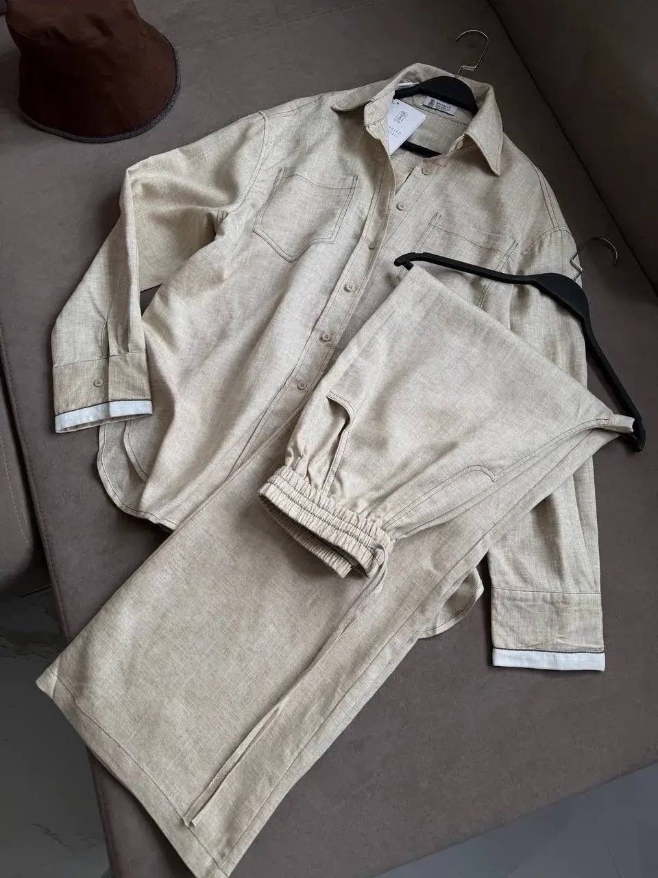 мужской костюм льняной,костюм льняной,бежевый костюм,льняной костюм loro piana с рубашкой,стильные костюмы