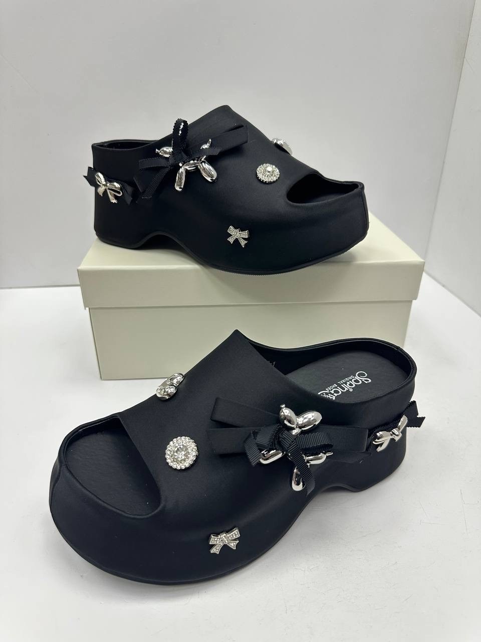 ,женские сандалии,шлепки женские,женская ,садовая