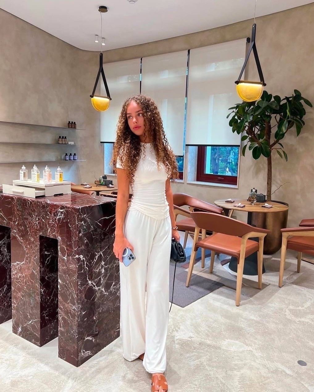 костюм женский с брюками палаццо,костюм с брюками палаццо,модные образы,модные наряды,костюм с брюками арт. 10312238