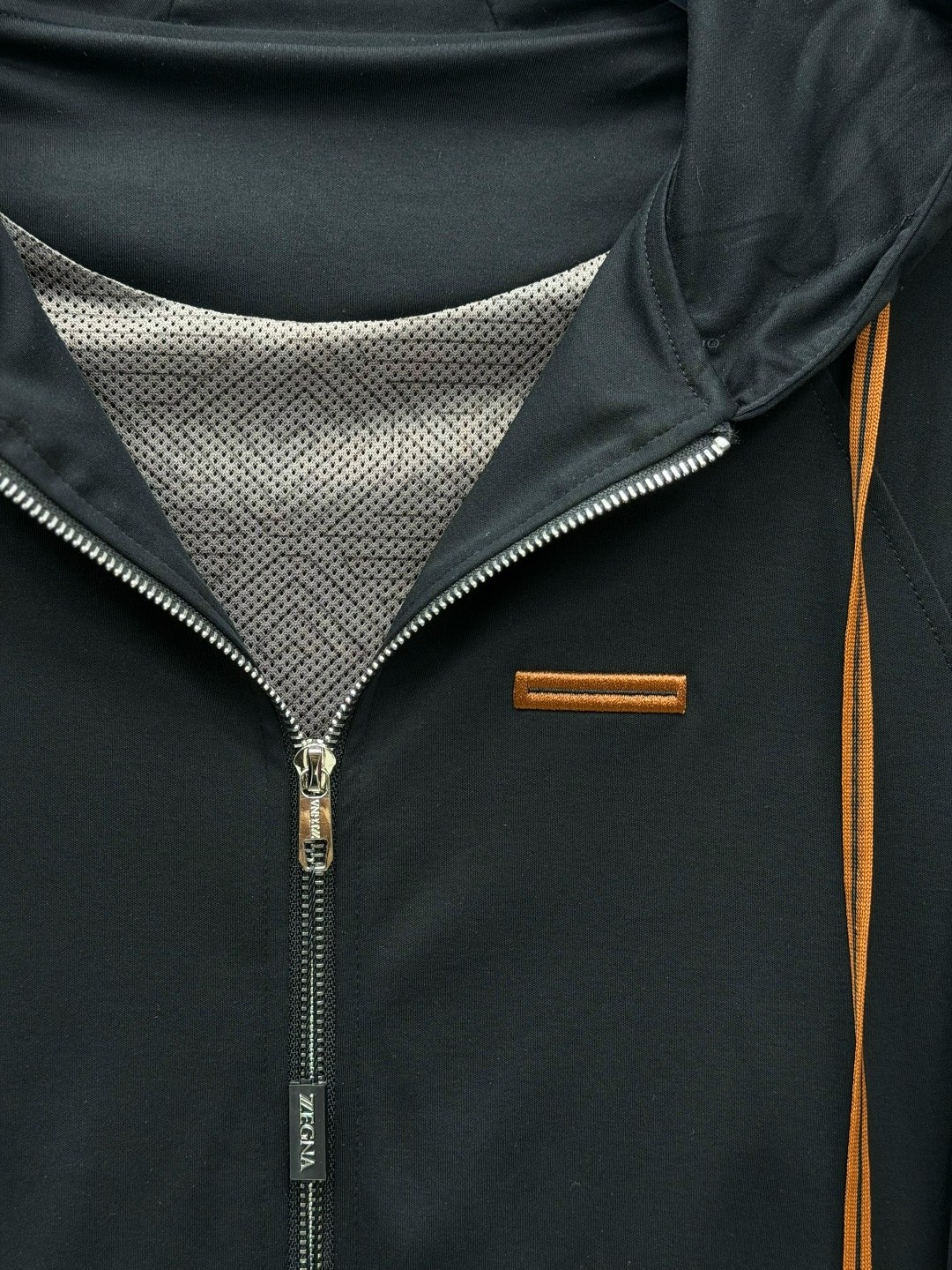 костюм спортивный loro piana,мужской спортивный костюм,костюм спортивный,костюм повседневный спортивный,спортивный костюм kiton