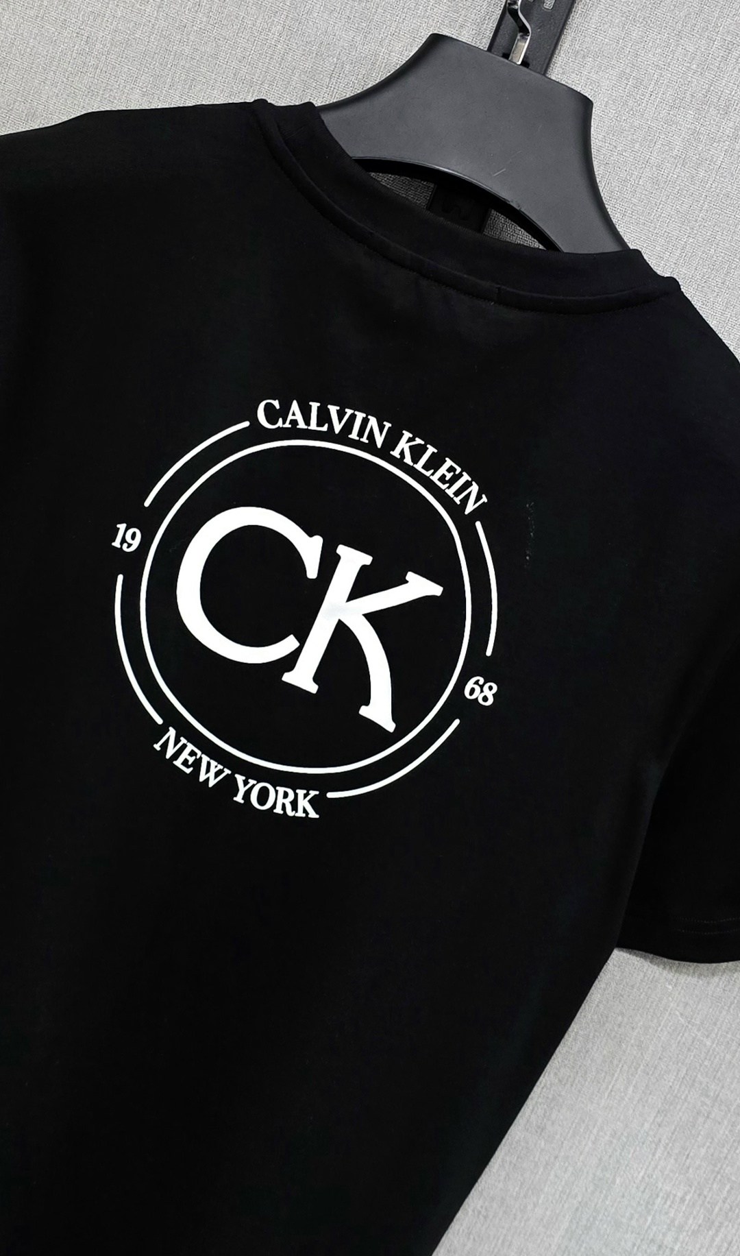 мужская футболка,футболке,футболка calvin klein jeans,мужские джинсы,мужская мода