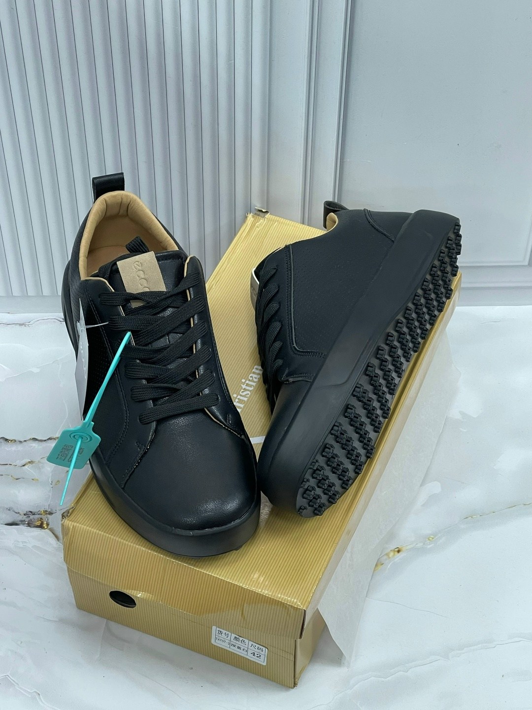 ,кроссовки ecco,кроссовки мужские ecco,кеды мужские ecco,мужская