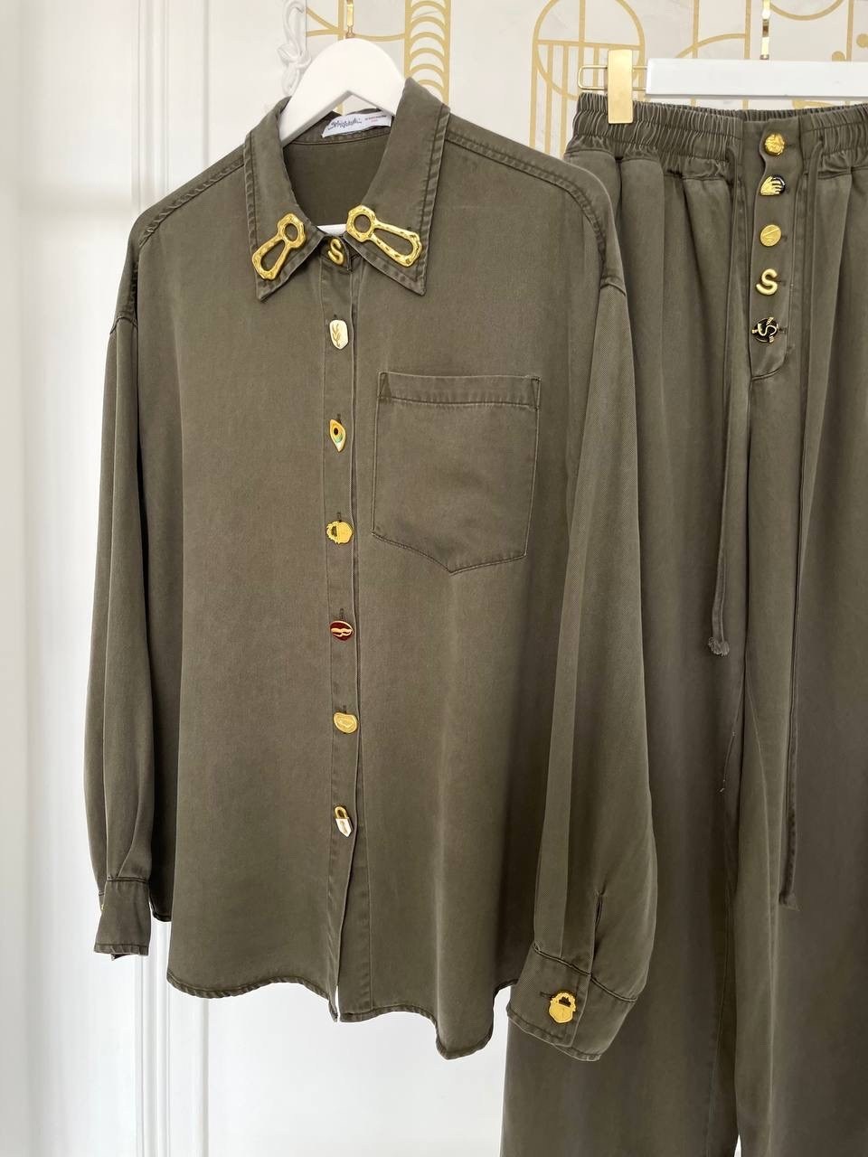 стильные костюмы,костюм с брюками,костюм брючный с рубашкой,костюм брючный женский,костюм летний брючный