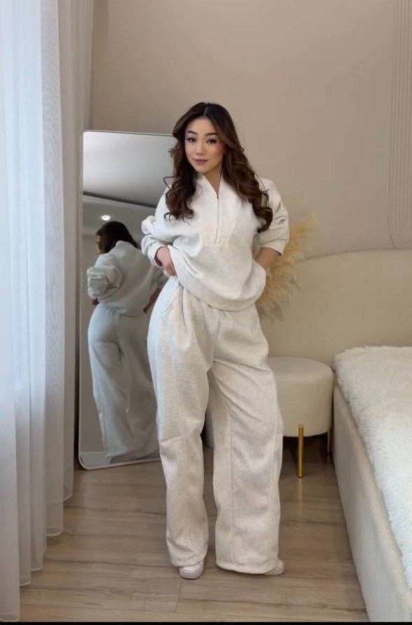 костюм женский,костюм спортивный,костюм белый,костюм женский теплый,женский спортивный костюм на флисе