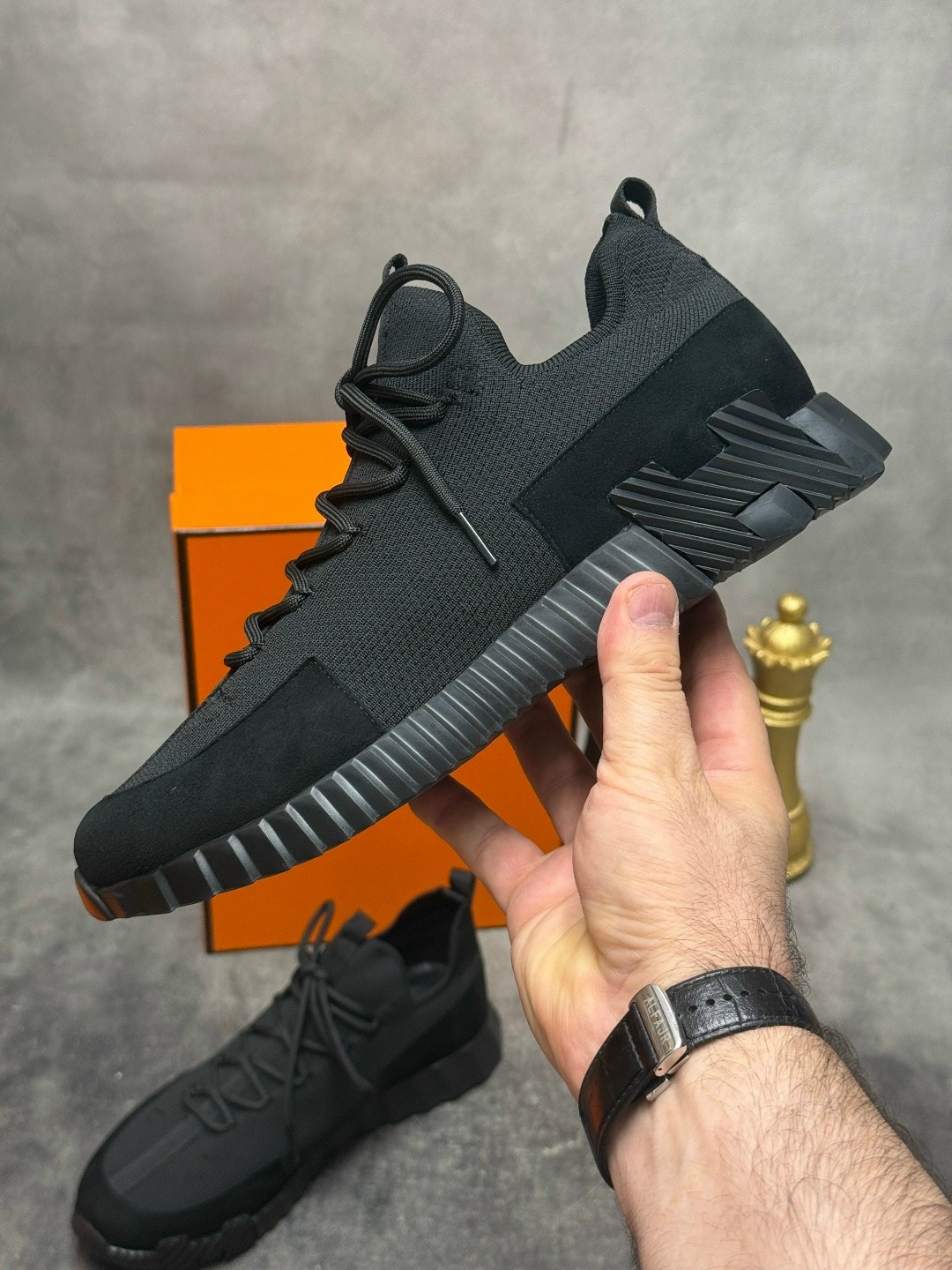 кроссовки hermes,,adidas yeezy boost 350 mono cinder,adidas yeezy boost 350 v 2,кроссовки adidas yeezy boost 350