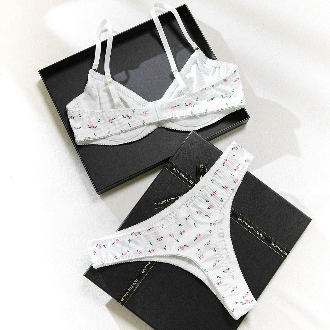 комплект нижнее белье,комплект нижнего белья женский,женская нижнее белье,нижнее белье комплект сексуальное,комплект белья женский