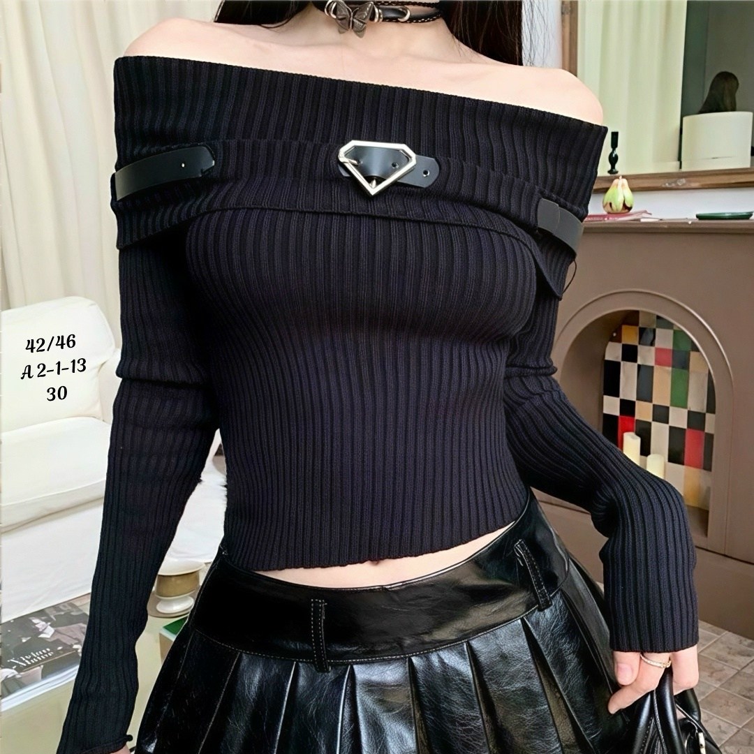 женский трикотажный свитер с открытыми плечами,свитер с открытыми плечами,свитер модный,свитер с открытыми плечами женский,женский трикотажный пуловер с открытыми плечами