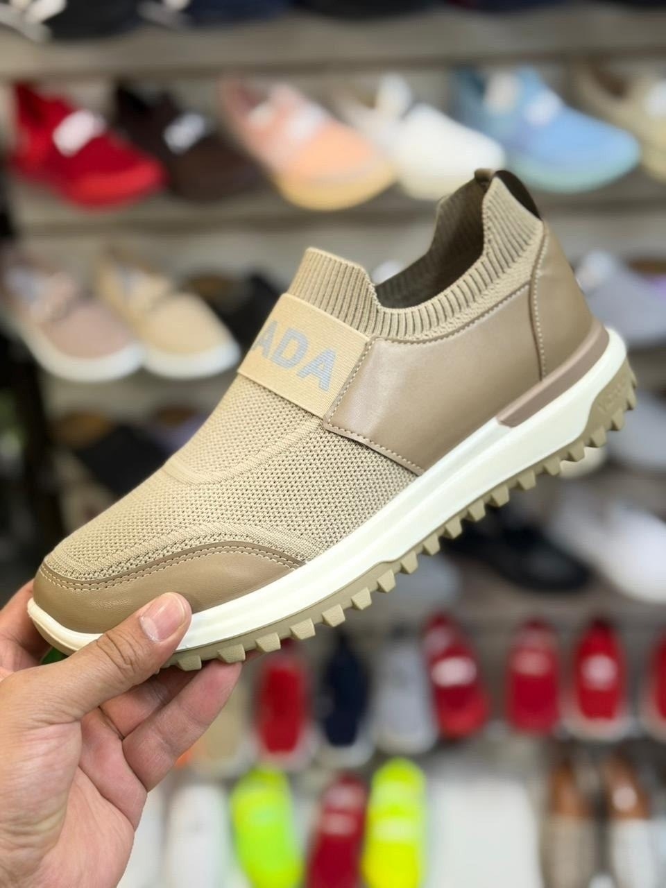 ,кроссовки женскиe,спортивная ,женская , повседневные