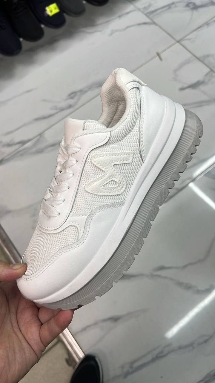 кроссовки женскиe,кроссовка,кроссовки повседневные,кроссовки ,кроссовки модные