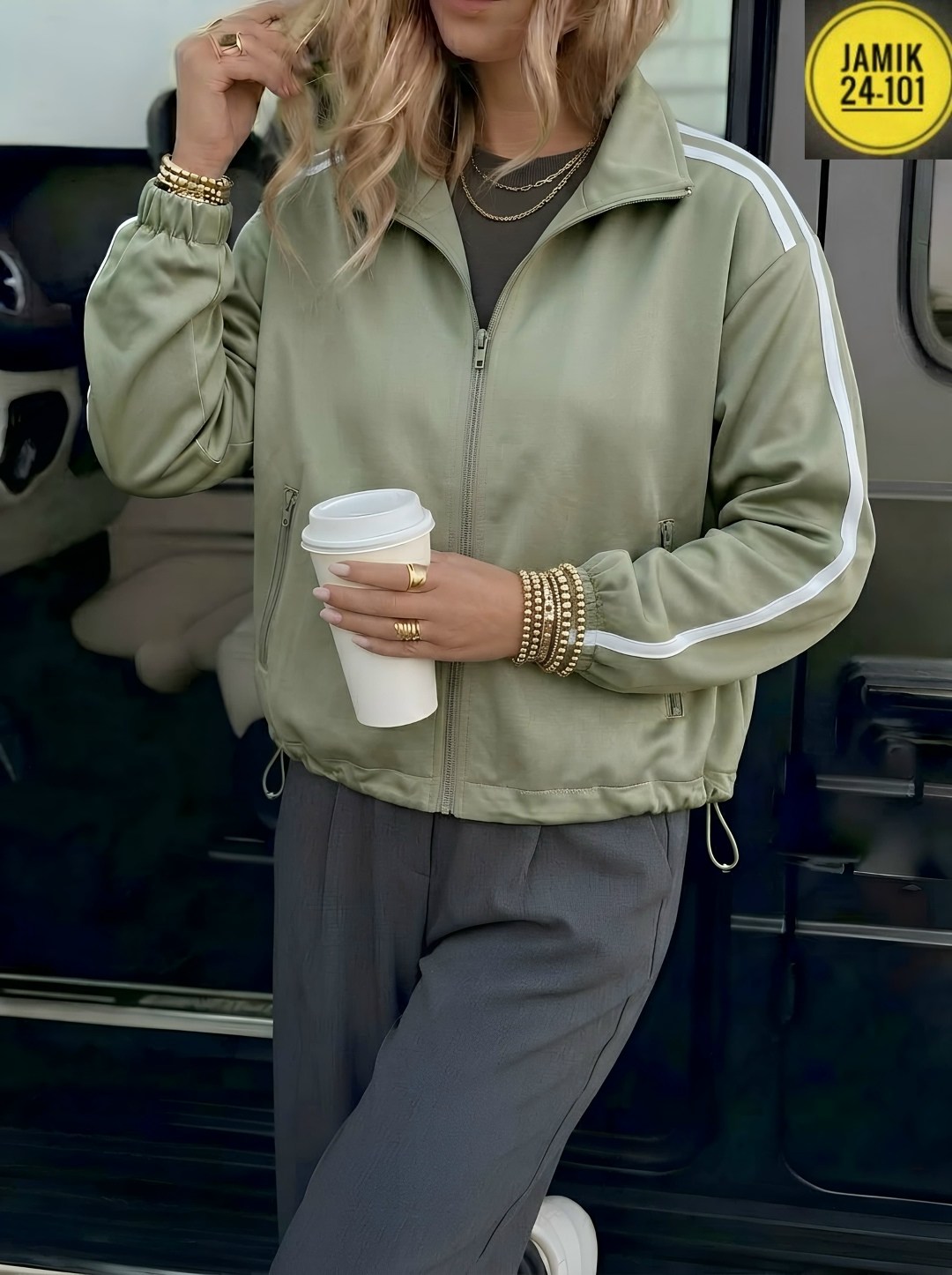 ветровка женская,куртка женская бомбер,куртка бомбер,легкая куртка,куртка женская