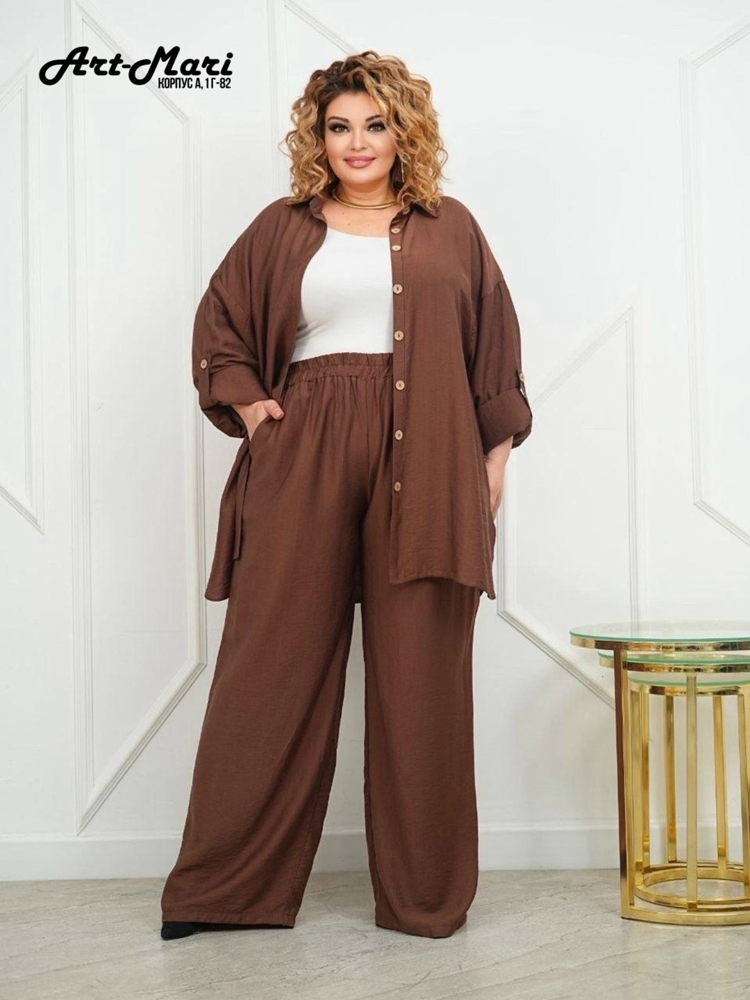 брючный костюм,брючный костюм лакона,костюм женский,костюм классический,женский брючный костюм