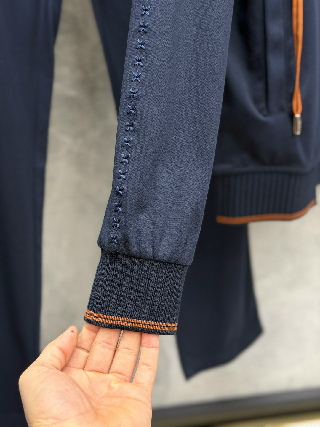 мужской спортивный костюм loro piana,костюм спортивный loro piana,спортивный костюм brunello cucinelli,спортивный костюм kiton,мужской спортивный костюм