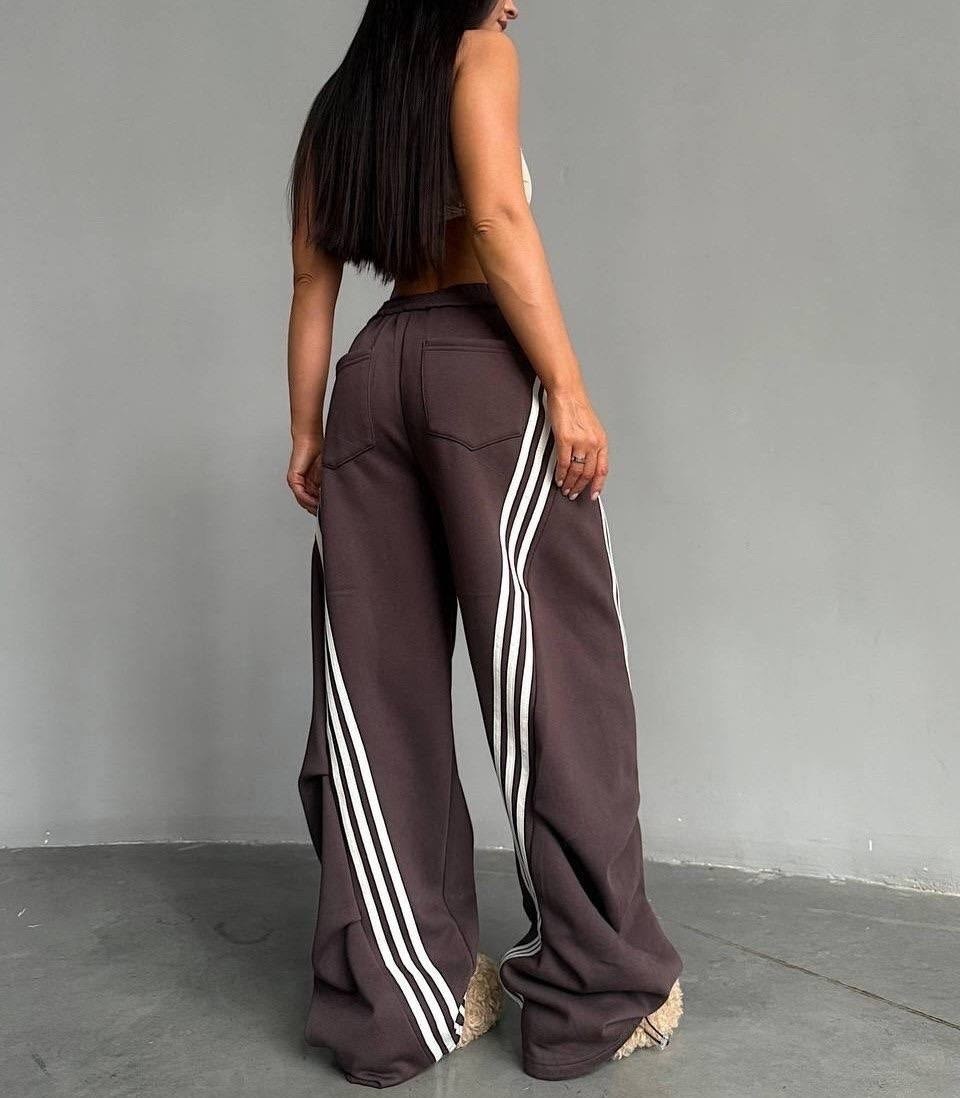 брюки карго с лампасами широкие y2k styfash,брюки спортивные,широкие спортивные штаны,спортивные штаны широкие женские,штаны клеш спортивные