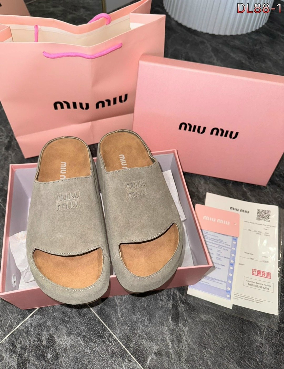 шлепанцы miu miu,женские шлепки,женские шлепанцы,мюли miu miu,