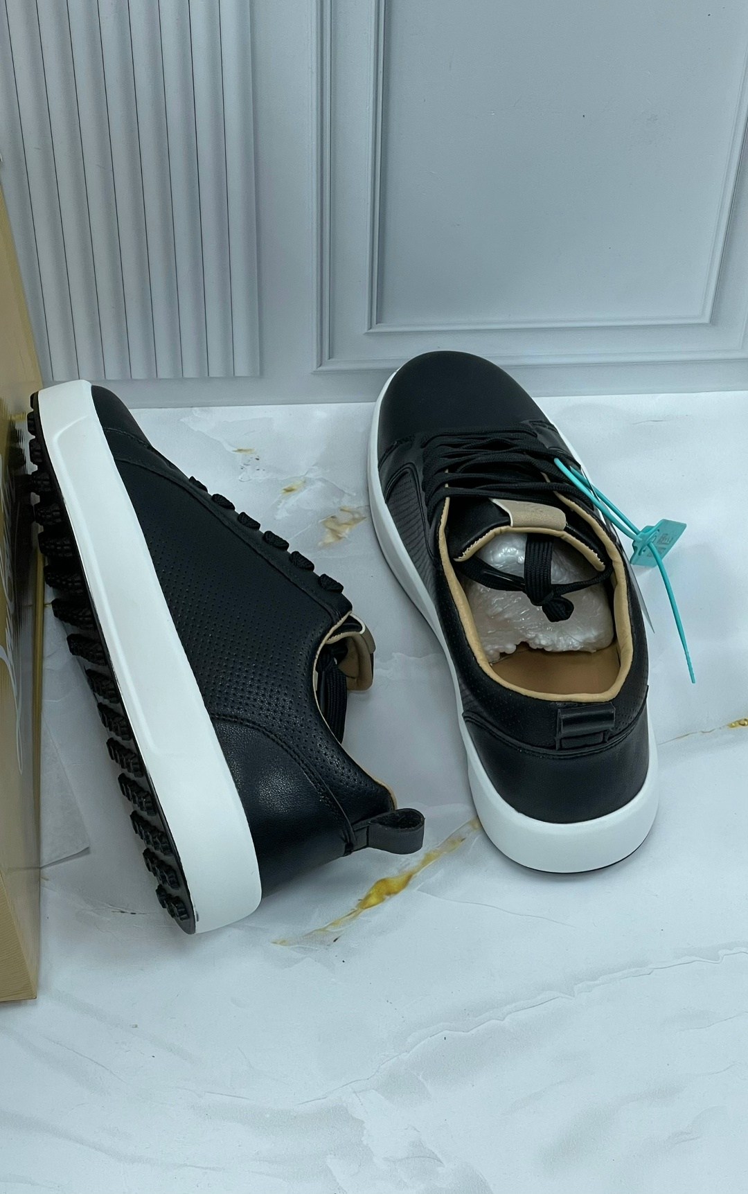 ,кроссовки ecco,кроссовки мужские ecco,кеды мужские ecco,мужская