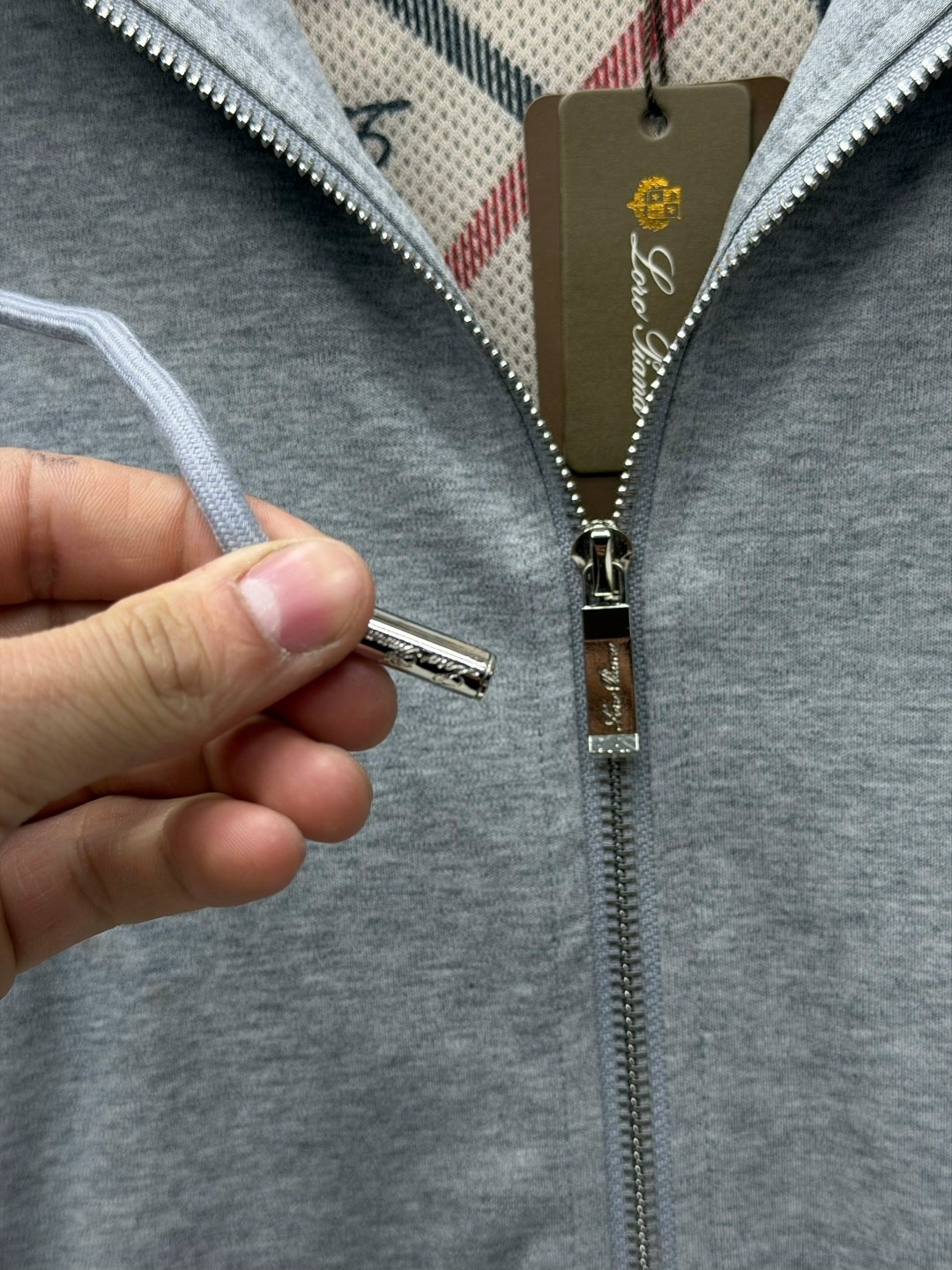 спортивный костюм brunello cucinelli,мужские спортивные костюмы brunello cucinelli,костюм brunello cucinelli серый,прогулочный костюм brunello cucinelli 33621,спортивный костюм брунелло кучинелли