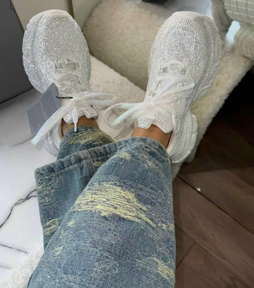 ,кроссовки натуральные,кроссовки в стразах,женские кроссовки,кроссовки натуральная замша