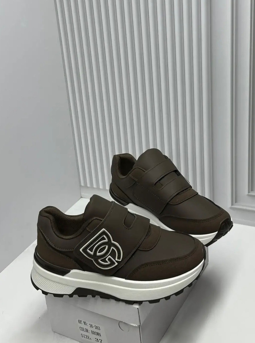 ,кроссовки chanel,женские кроссовки,кроссовки женские коричневые,повседневные кроссовки