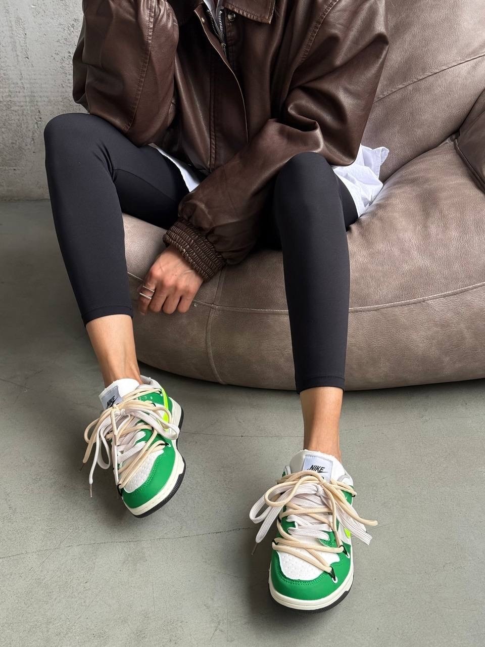 женские кроссовки,кроссовки,кроссовки nike женские,спортивная ,стильные кроссовки