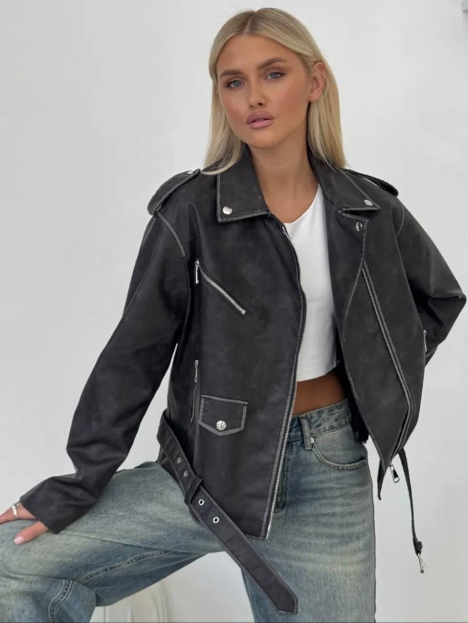 косуха куртка кожаная укороченная xr-xoroshy,женская кожаная куртка косуха оверсайз,куртка косуха,кожаная куртка косуха,косуха винтажная кожаная куртка оверсайз aftfbasic