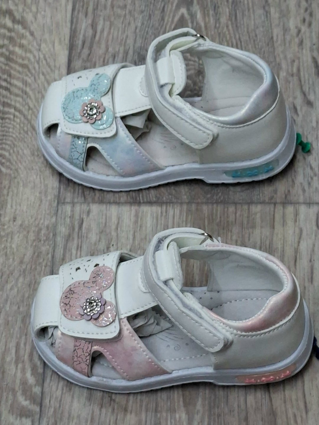 детские сандалии,детская ,,детские босоножки,сандалии для девочек
