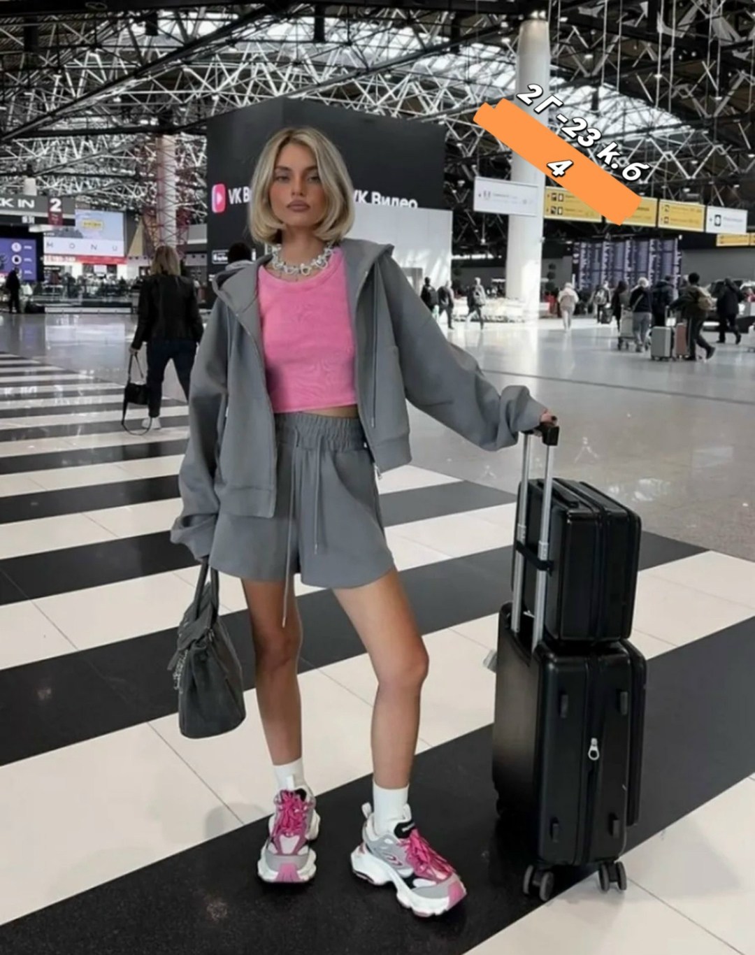 спортивный костюм женский с шортами,костюм спортивный с шортами,костюм с шортами женский,костюм женский,повседневный костюм