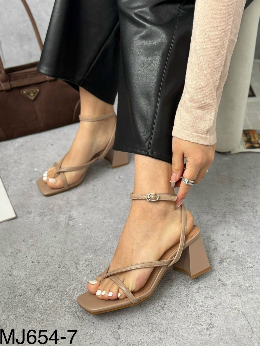 босоножки на каблуках,босоножки женские,босоножки на высоком,элегантные босоножки,сиреневые босоножки