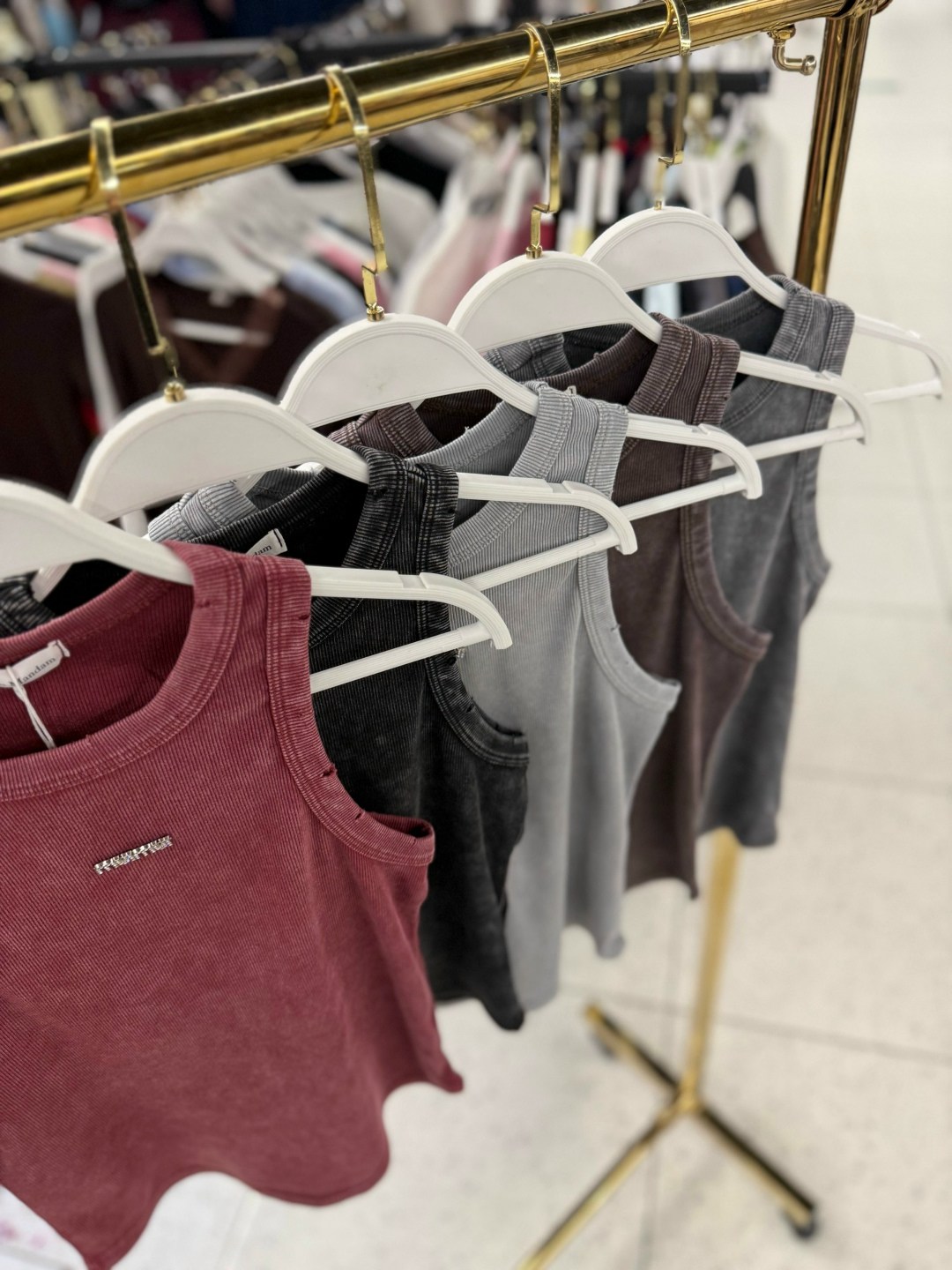 женский брючный костюм,брючный костюм,стильный костюм,костюм деловой брючный,брючный костюм с пиджаком