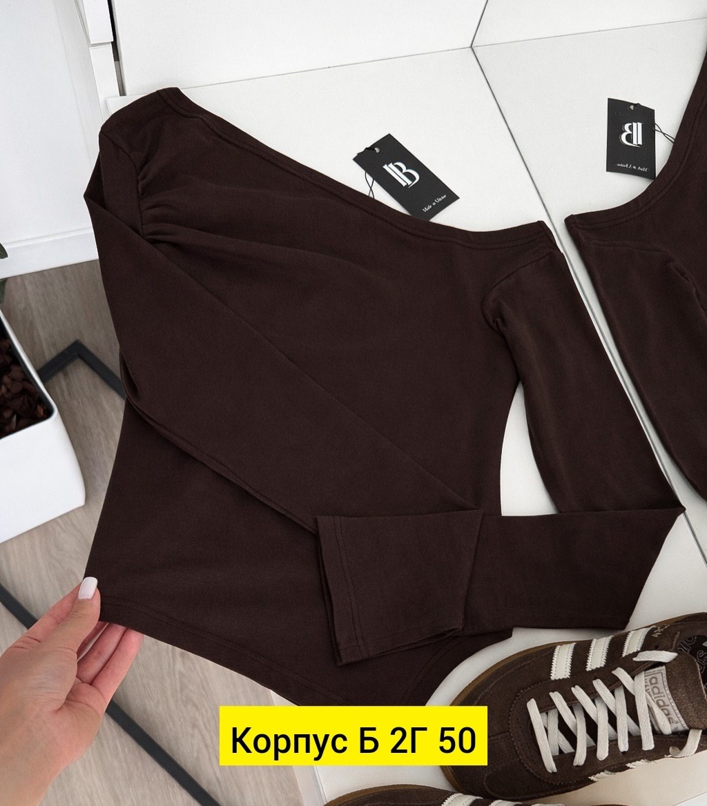 женская кофта,лонгслив облегающий нарядный с открытыми плечами драпировкой,лонгслив с открытым плечом лапша nexa 306852068,кофточка,лонгслив с открытыми плечами