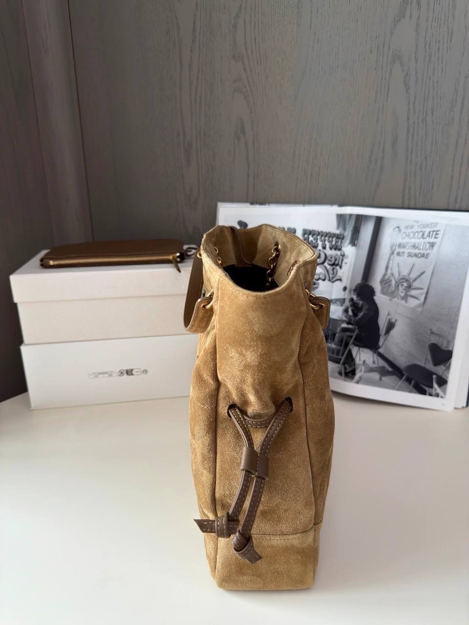 замшевая сумка-тоут yves saint laurent,замшевая сумка,сумка женская через плечо saint laurent ysl замшевая,замшевая сумка женская,сумка