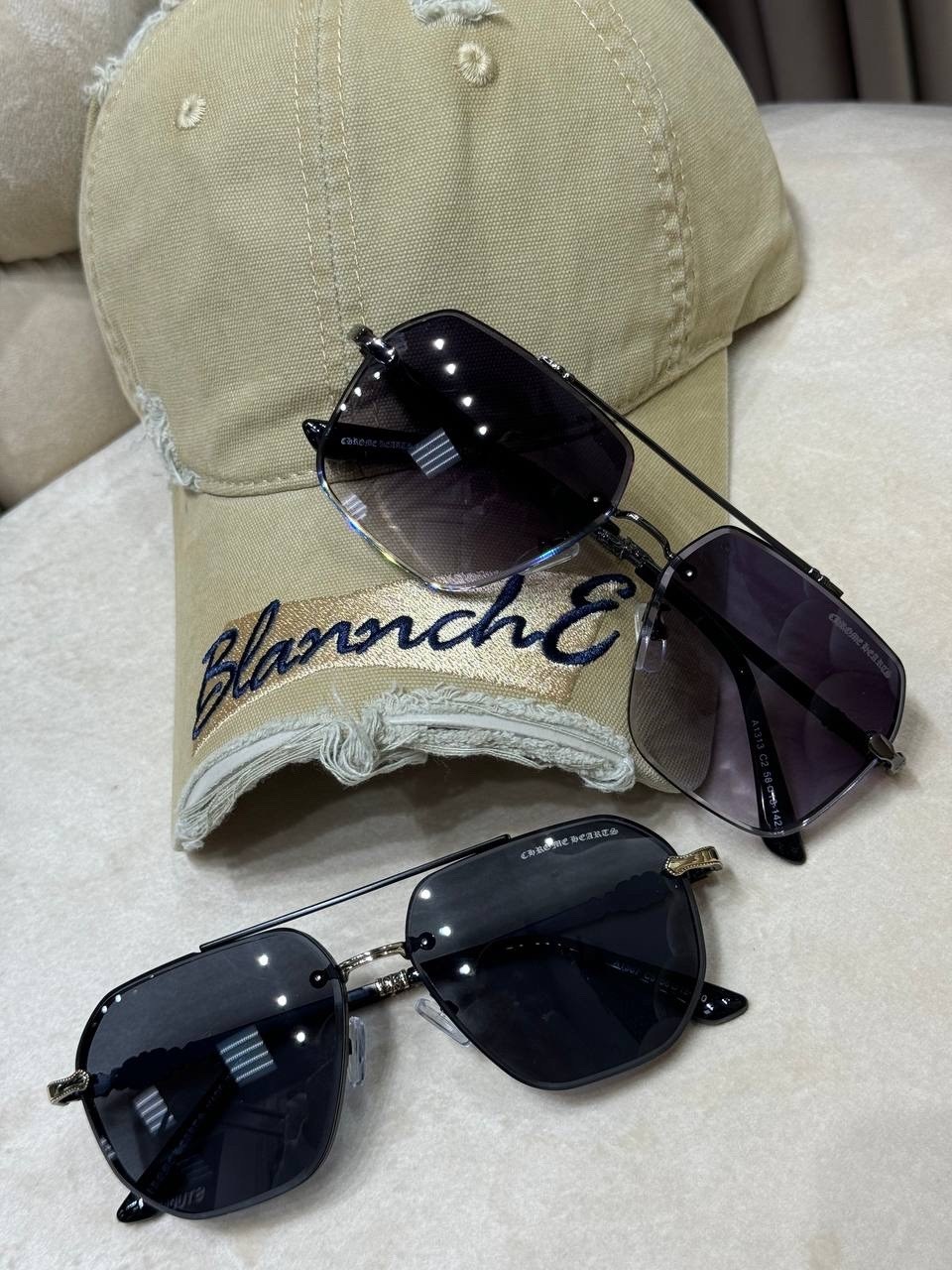 жилетка женская,стильная жилетка,жилетка на синтепоне,жилет с поясом,жилет