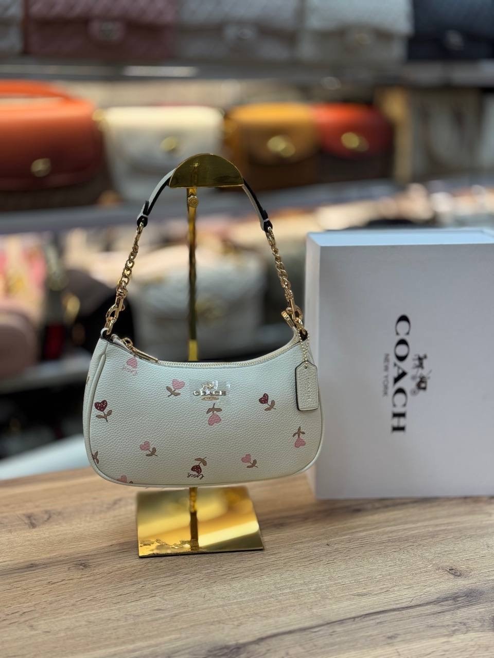 женская сумка coach,сумка coach,сумка,модная сумка,женская сумка