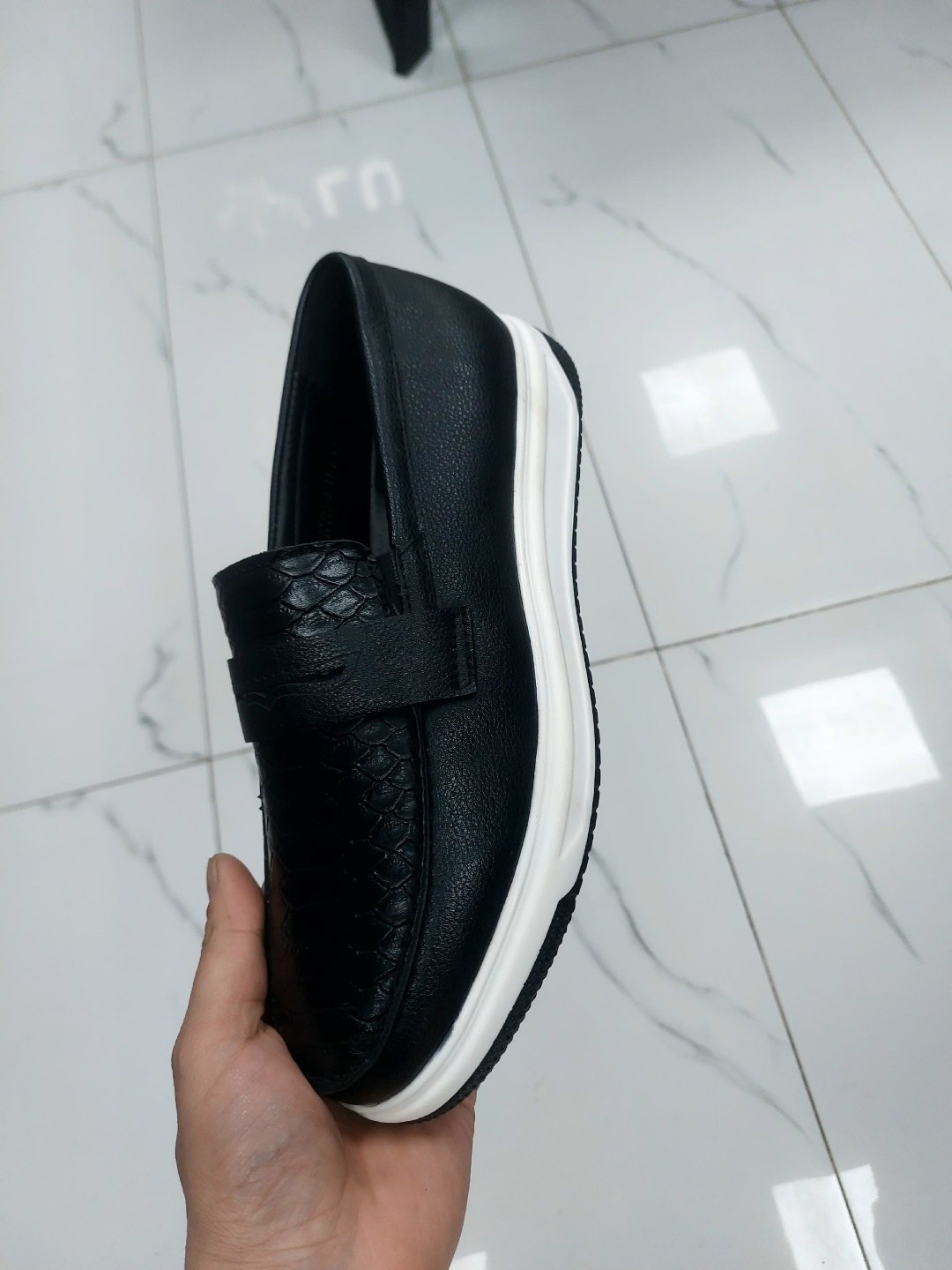 ,женская ,обуви,лоферы мужские,слипоны кожаные