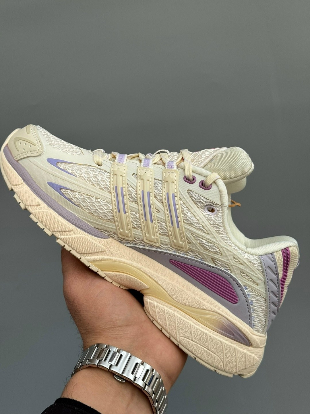 кроссовки женские adidas,кроссовки adidas,кроссовки adidas original,кроссовки женские,кроссовки adidas response cl