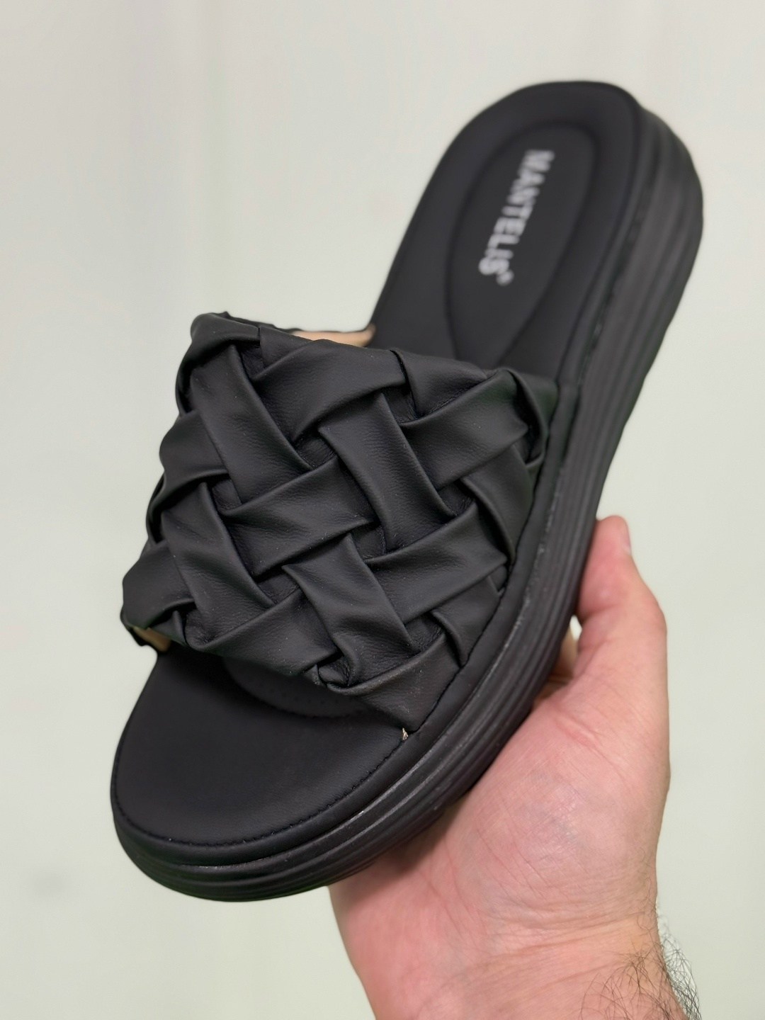 женские шлепанцы,,сабо женские,объемные шлепанцы,шлепанцы женские reversal