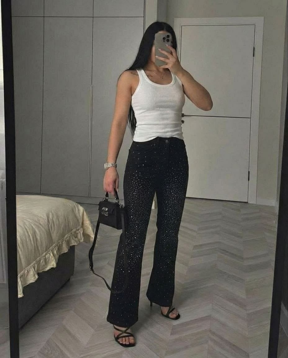 джинсы со стразами,женские джинсы со стразами,блестящие брюки,женские брюки-клеш с блестками,брюки женские с