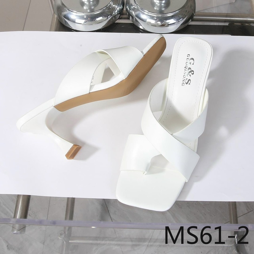,женские босоножки,босоножки на каблуках,каблуки белые,шлепанцы женские