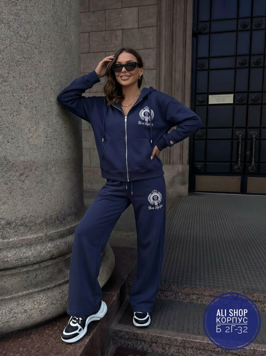 спортивный костюм женский,спортивный костюм,женский костюм,loro piana женский красный костюм,костюм женский теплый