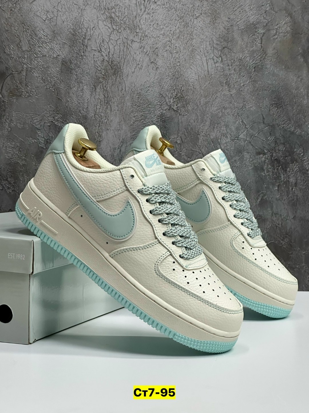 кроссовки nike air force 1 low x tiffany,кросcовки nike air force 1,nike air force 1 low,кроссовки,женские кроссовки nike air force 1